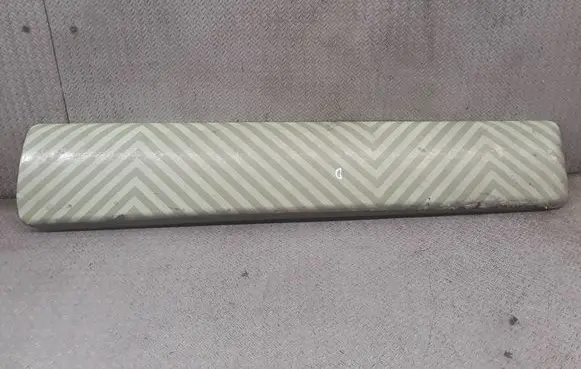 Nissan Primastar Front door trim (molding) 8200036086