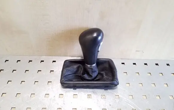 Audi A5 8T 8F Gear lever shifter trim leather/knob 8K2713139A