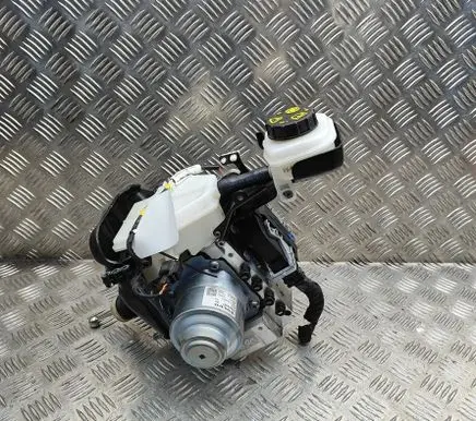 Volvo XC40 Brake booster 32384487 32384488