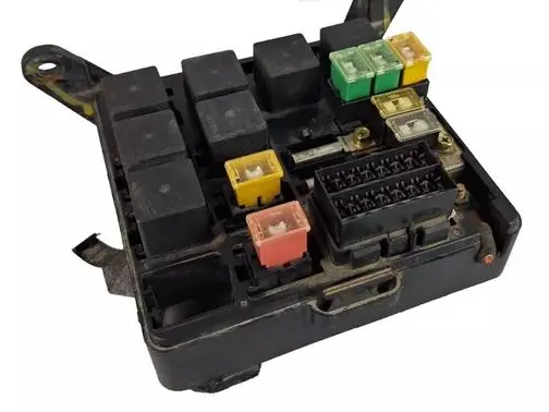 Opel Frontera B Fuse module 71541379