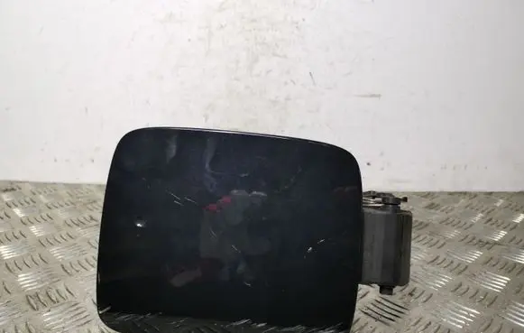Jeep Renegade Fuel tank cap lock 