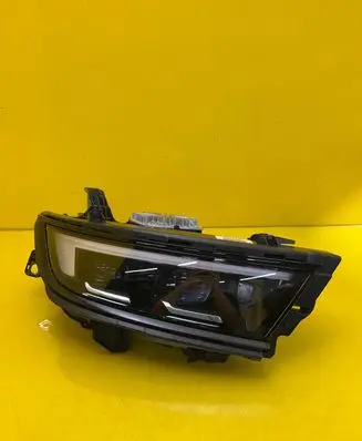 Opel Astra L Headlight/headlamp 9855316680
