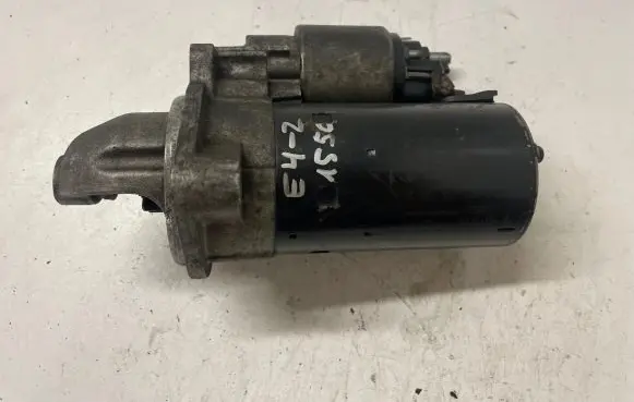 BMW 5 E60 E61 Starter motor 7515391