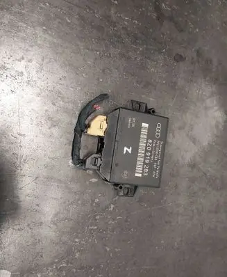 Audi A6 S6 C5 4B Parking PDC control unit/module 8Z0919283
