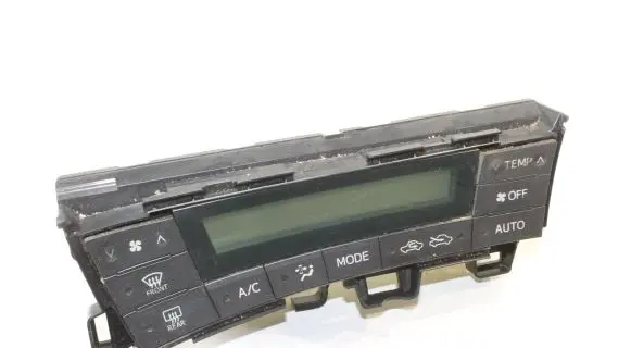 Toyota Prius (XW30) Interior fan control switch 75D725 75D725RH