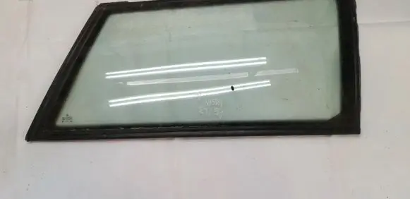 Volkswagen PASSAT B5 Rear side window