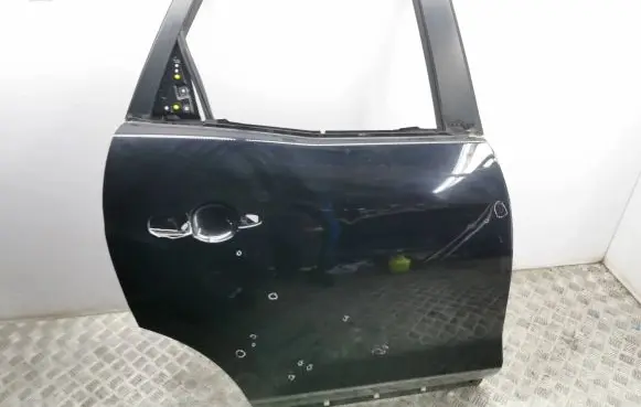 Mazda CX-7 Rear door