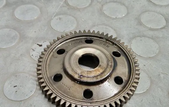 BMW 5 E60 E61 Timing chain sprocket 7788741