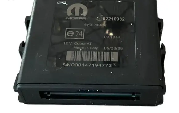 Jeep Patriot Parking PDC control unit/module 82210932 4M0174D2A