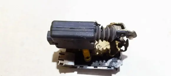 Renault Clio I Rear door lock