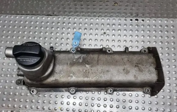 Volkswagen Sharan Rocker cam cover 06A103475AF