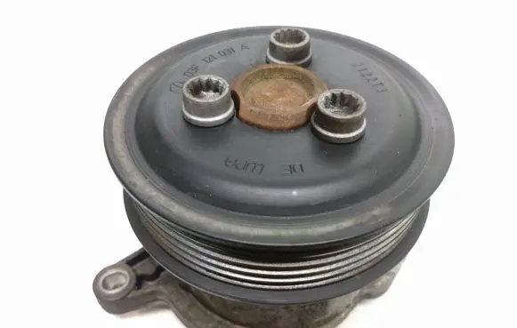 Audi A3 S3 A3 Sportback 8P Water pump 03F004E 03F121031A