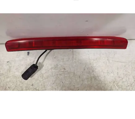 Toyota Avensis T250 Third/center stoplight E2204