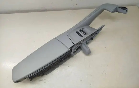 Audi A8 S8 D4 4H Rear door handle trim 4h0867364