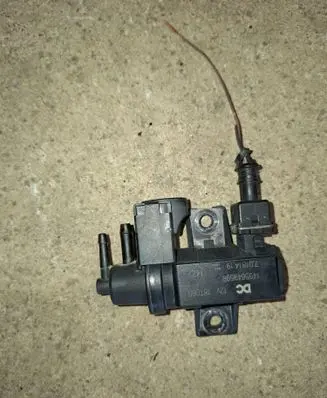 Renault Scenic III - Grand scenic III Turbo solenoid valve 149564959R 70181419