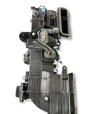 Dodge RAM 1500 DS Interior heater climate box assembly 