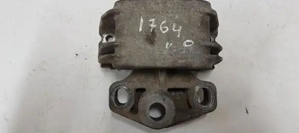 Seat Alhambra (Mk1) Engine mount bracket 7M3199555