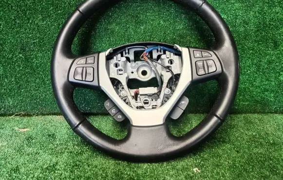 Suzuki SX4 S-Cross Steering wheel