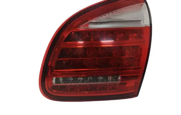 Porsche Cayenne (92A) Tailgate rear/tail lights 7P5945094K