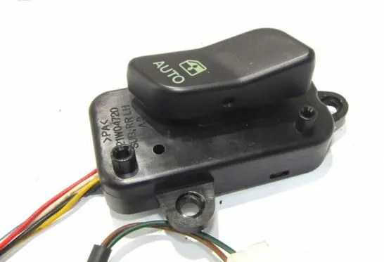 KIA Opirus Electric window control switch 621W04720