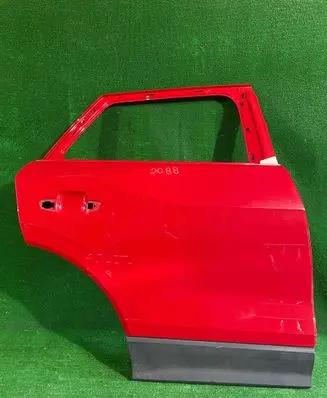Audi Q2 - Rear door
