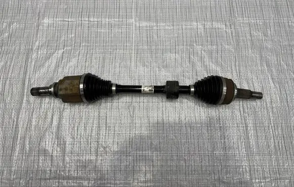 Renault Kangoo II Front driveshaft 391015485R
