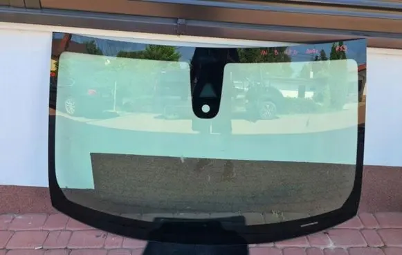 Opel Insignia B Front windscreen/windshield window 