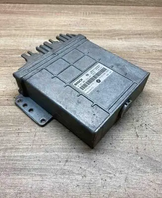 Chrysler Voyager Engine control unit/module ECU P04686757 0281001333