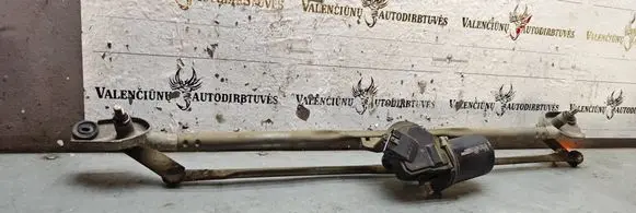 Chrysler 300 - 300C Front wiper linkage and motor 04805711AA