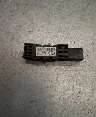 Mercedes-Benz E W211 Airbag deployment crash/impact sensor 0028200826
