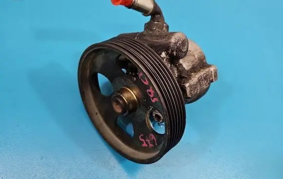 Citroen Xsara Picasso Power steering pump IMPRK1583675
