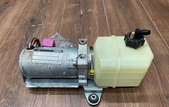 Mercedes-Benz SL R129 Convertible roof hydraulic pump 1298000748