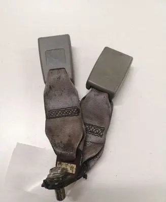 Mazda 3 I Rear seatbelt buckle 4408