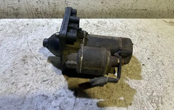 Citroen C4 I Starter motor D6RA110 12A60097LC