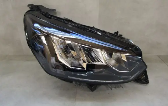 Peugeot 208 Headlight/headlamp 9833036180