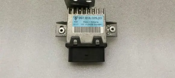 Porsche 911 997 Fuel injection pump control unit/module 99761802500