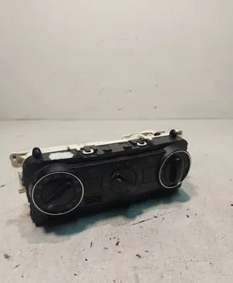 Mercedes-Benz B W245 Climate control unit A1699000900 69780018