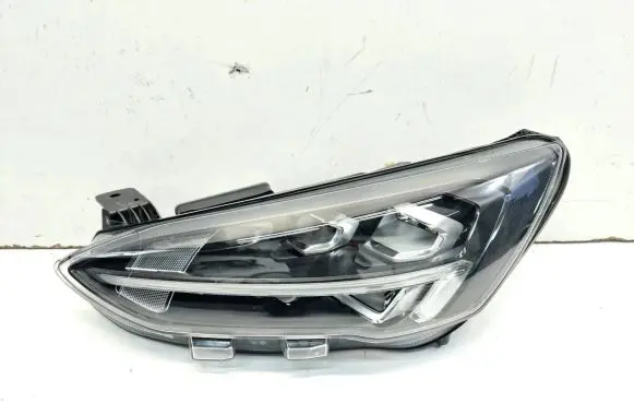 Ford Focus Headlight/headlamp