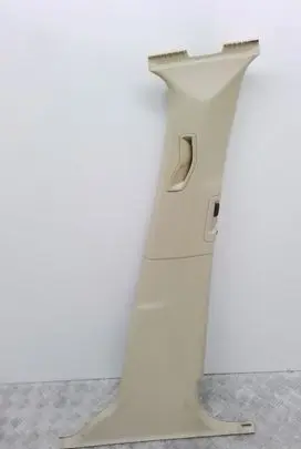 Volvo XC60 (B) pillar trim (top) 6841932