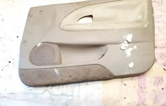 Volvo S40, V40 Front door card panel trim 30813923 30813925