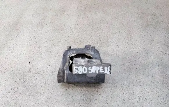 Skoda Superb B8 (3V) Engine mounting bracket 5WA199262H34 5WA199262H