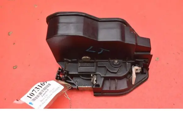 BMW Z4 E89 Rear door lock 7229459