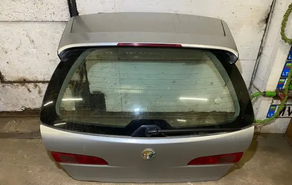 Alfa Romeo 156 Tailgate/trunk/boot lid