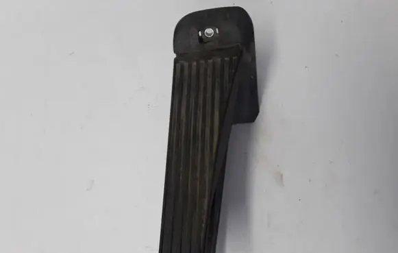 Volvo XC60 Accelerator throttle pedal 31445780
