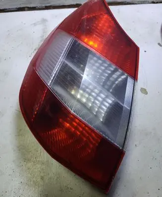 Renault Scenic II - Grand scenic II Rear/tail lights 8200493374
