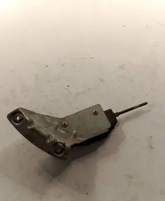 Opel Omega B2 Central locking motor 90460064