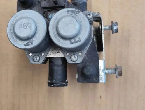 Mercedes-Benz C W202 Water pump 114712078