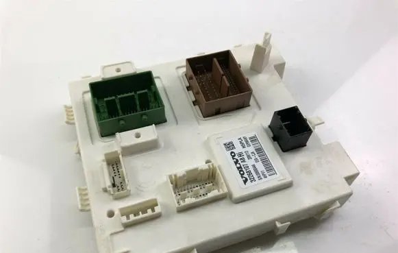 Volvo XC60 Other control units/modules 32268107AB F937