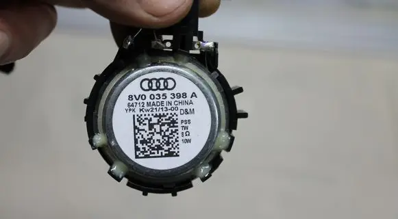 Audi A3 S3 8V Front door high frequency speaker 8V0035398A