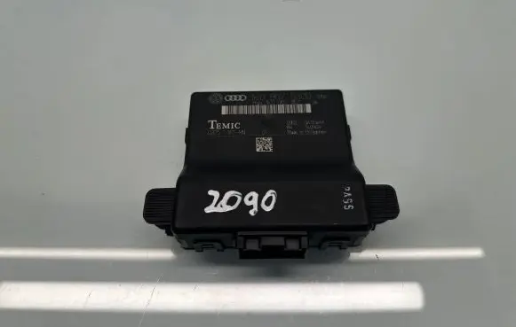 Audi A3 S3 8P Gateway control module 1K0907530D 1K0907951